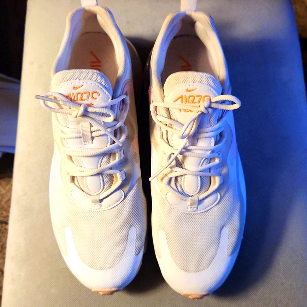 Nike Air 260 React